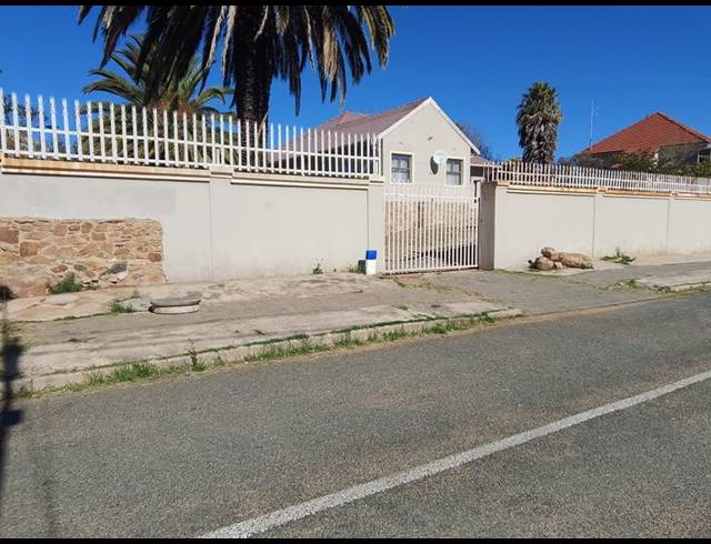 4 BEDROOM HOUSE FOR SALE IN LINMEYER